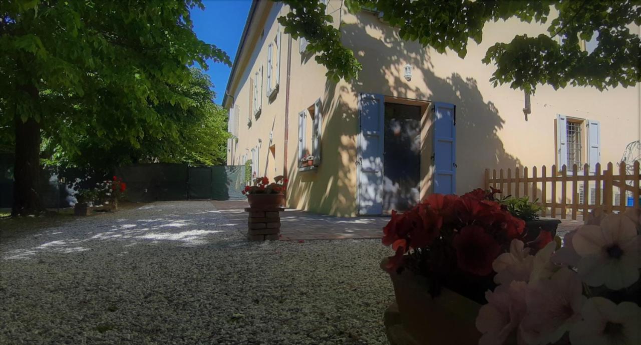La Torre Di Longara Bed & Breakfast Calderara di Reno Exterior foto
