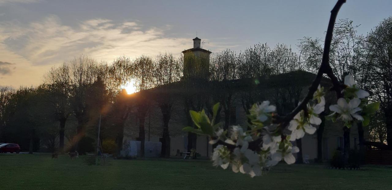 La Torre Di Longara Bed & Breakfast Calderara di Reno Exterior foto