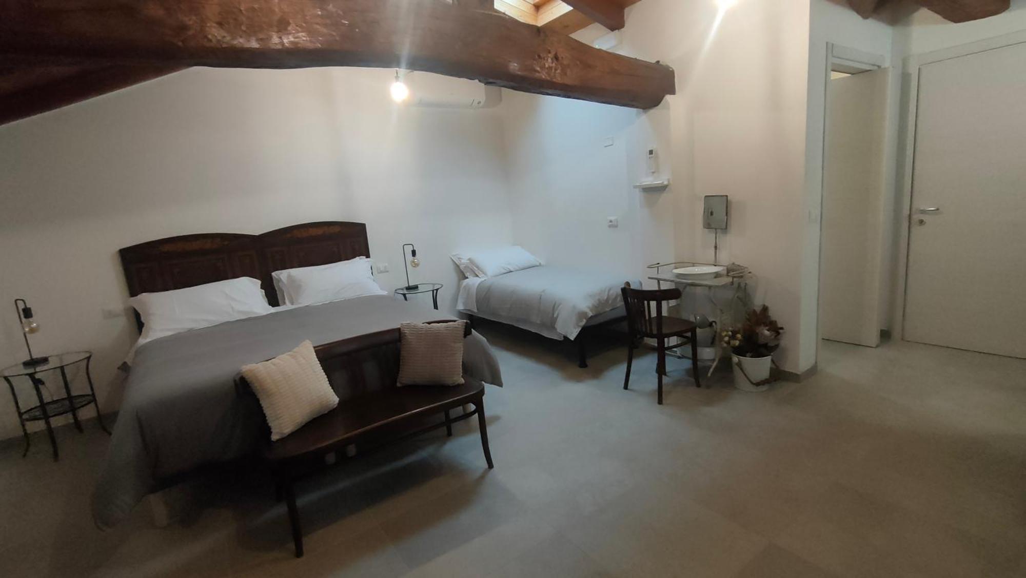 La Torre Di Longara Bed & Breakfast Calderara di Reno Exterior foto